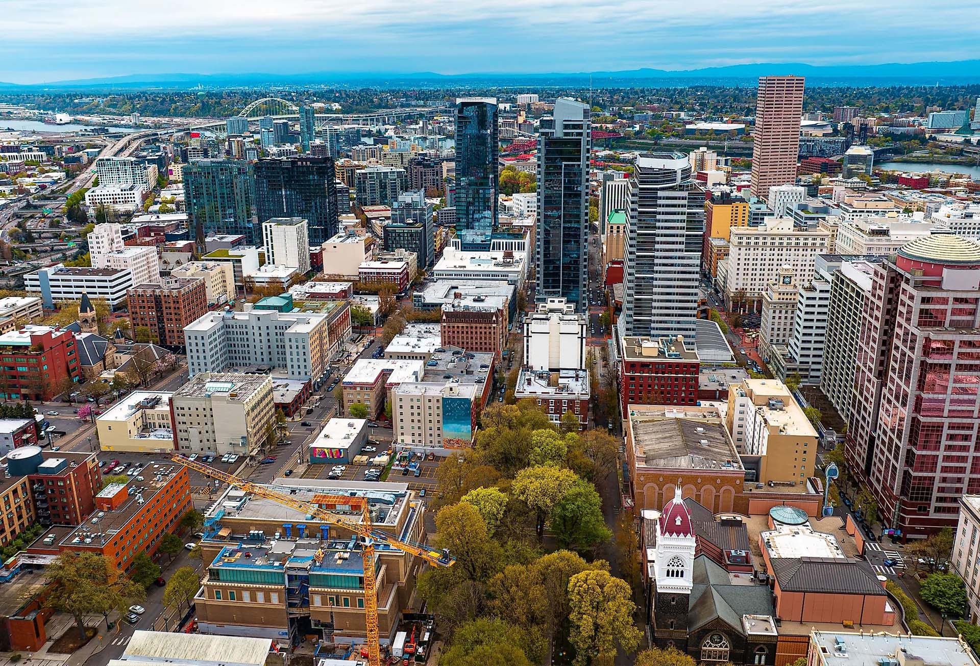 a colorful oregon skyline